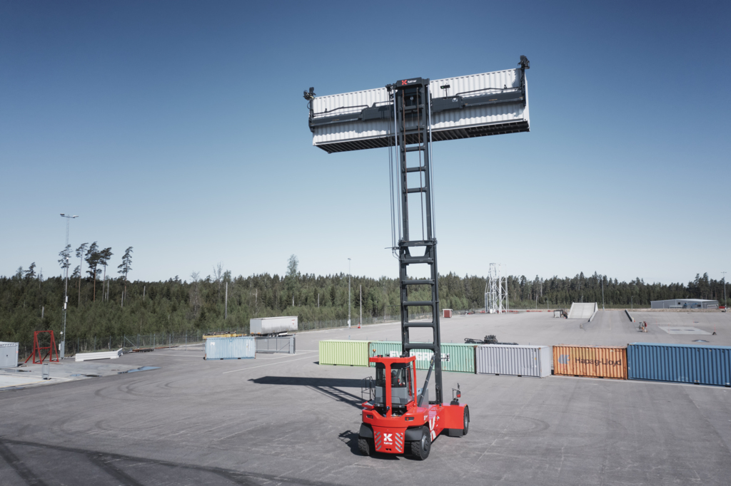 NB_Kalmar Electric Empty Container Handler ECG90-110 (35) NB_Kalmar Electric Empty Container Handler ECG90-110 (35)
